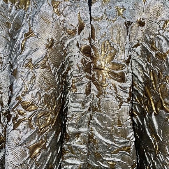 Issue New York Amazing Brocade Dress! Size XS – NWT - Picture 3 of 7